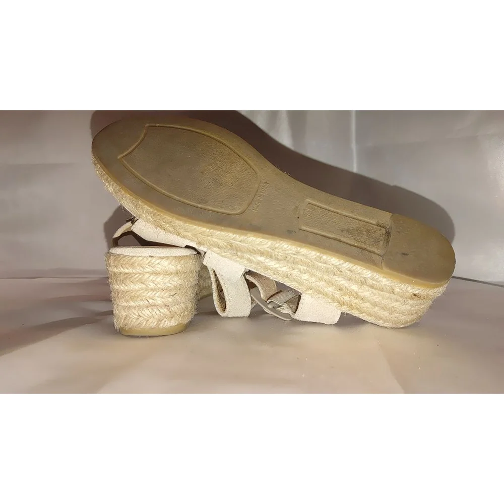 Eric Michael Lago Suede Sandals Size 8